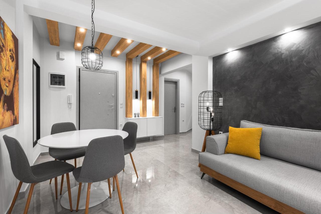Wood N White, Nilie Hospitality Mgmt Apartamento Tessalónica Exterior foto