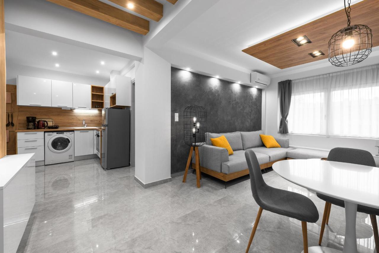 Wood N White, Nilie Hospitality Mgmt Apartamento Tessalónica Exterior foto