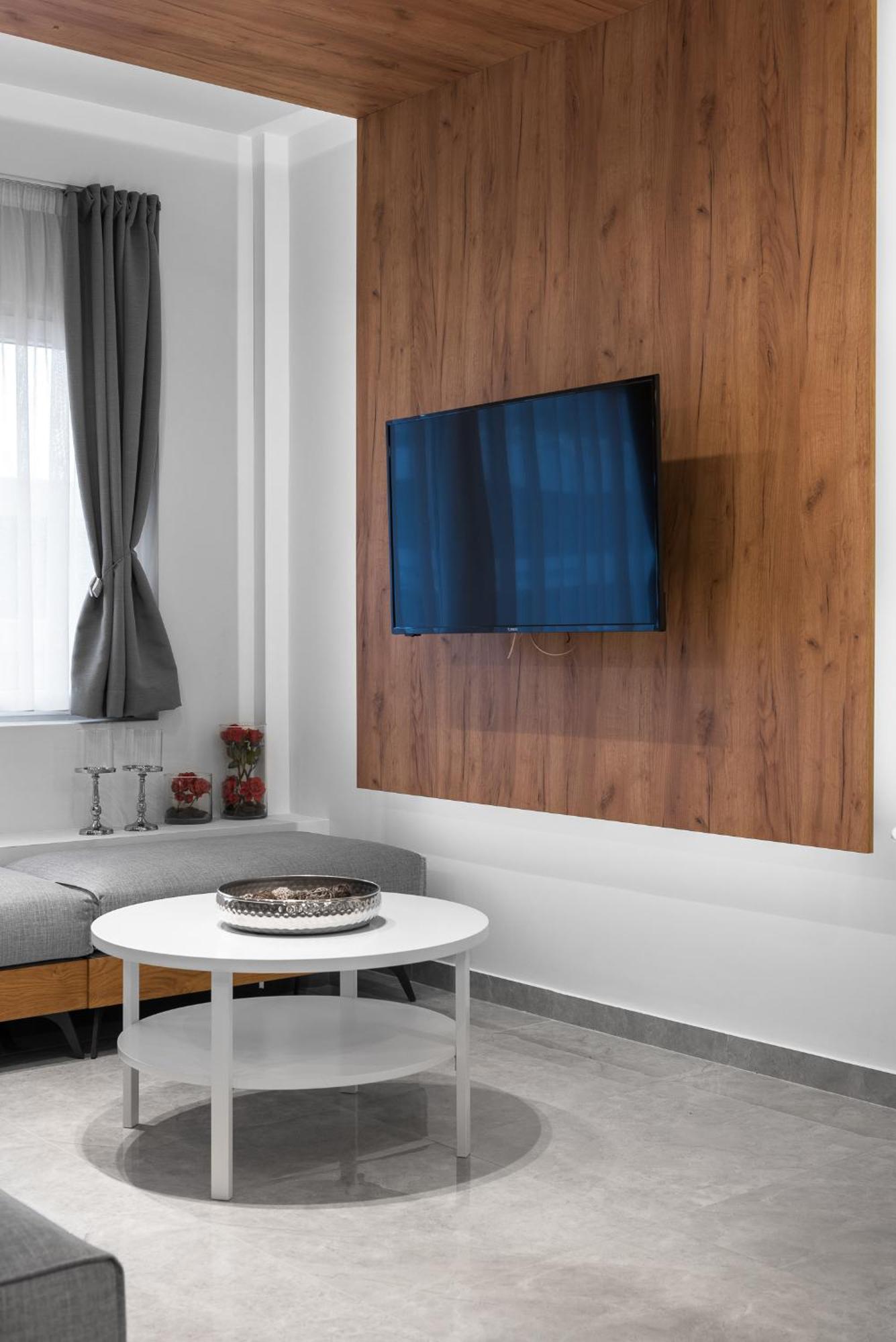 Wood N White, Nilie Hospitality Mgmt Apartamento Tessalónica Exterior foto